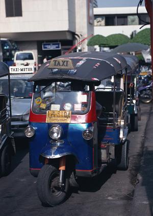 埼玉でマイカーの車検を考えている人に